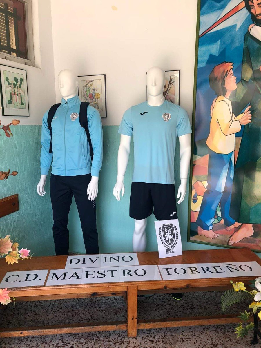 D_MaestroTorres's tweet photo. Aquí tenemos la equipación para nuestro C.D. Divino Maestro Torreño. #ESTASENMI https://t.co/txdzvbvqFT