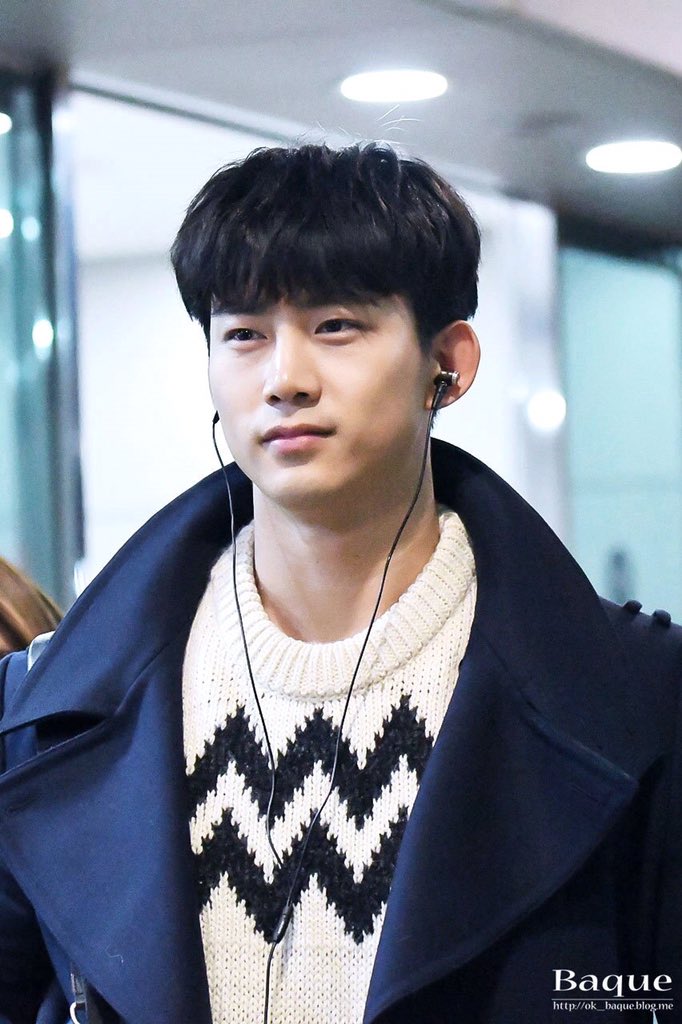 Wiphawan_Thong's tweet photo. 28-12-2017 📅23-06-2018
☔#178DAY 📮#Saturday
@taeccool 💚🐹《345Day》
Duty to the heart It can not go together.
(No way to love each other)
I love that she Must be kept inside. https://t.co/Fvohhjbjfc