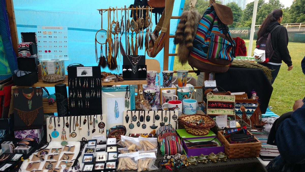 iamjasjack's tweet photo. Celebrating Aboriginal Heritage at the Re-Me-Res Pow wow at Fort York Toronto #Aboriginal #unacto #unac #reconciliation https://t.co/i63H3p6ziT