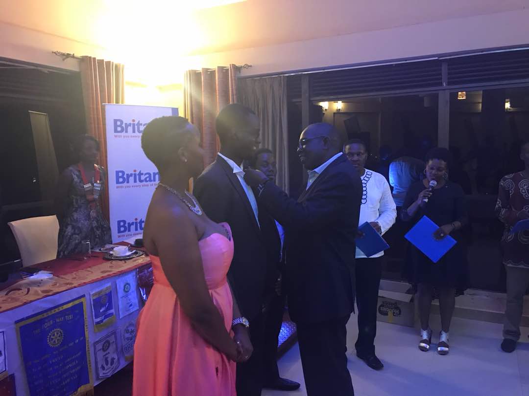RotaryKiwatule's tweet photo. #RotaractTheCore induction of 3 new members..  We grow to inspire https://t.co/7onwmOZVJk