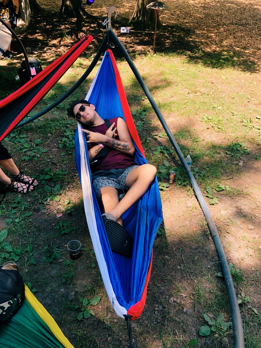 Jauzofficial's tweet photo. Permanent Forest mood 🌳 https://t.co/tgFNVDa9Hh