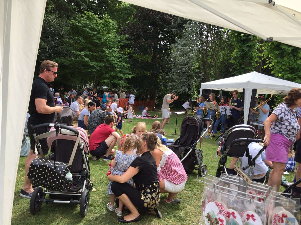 1PreacherAnn's tweet photo. @WansteadParish even more fun later. A great time was had by all! Some even managed the 5.15 Family Eucharist. A big thank you to all who made this happen. @chelmsdio https://t.co/qfI2NeG7ni