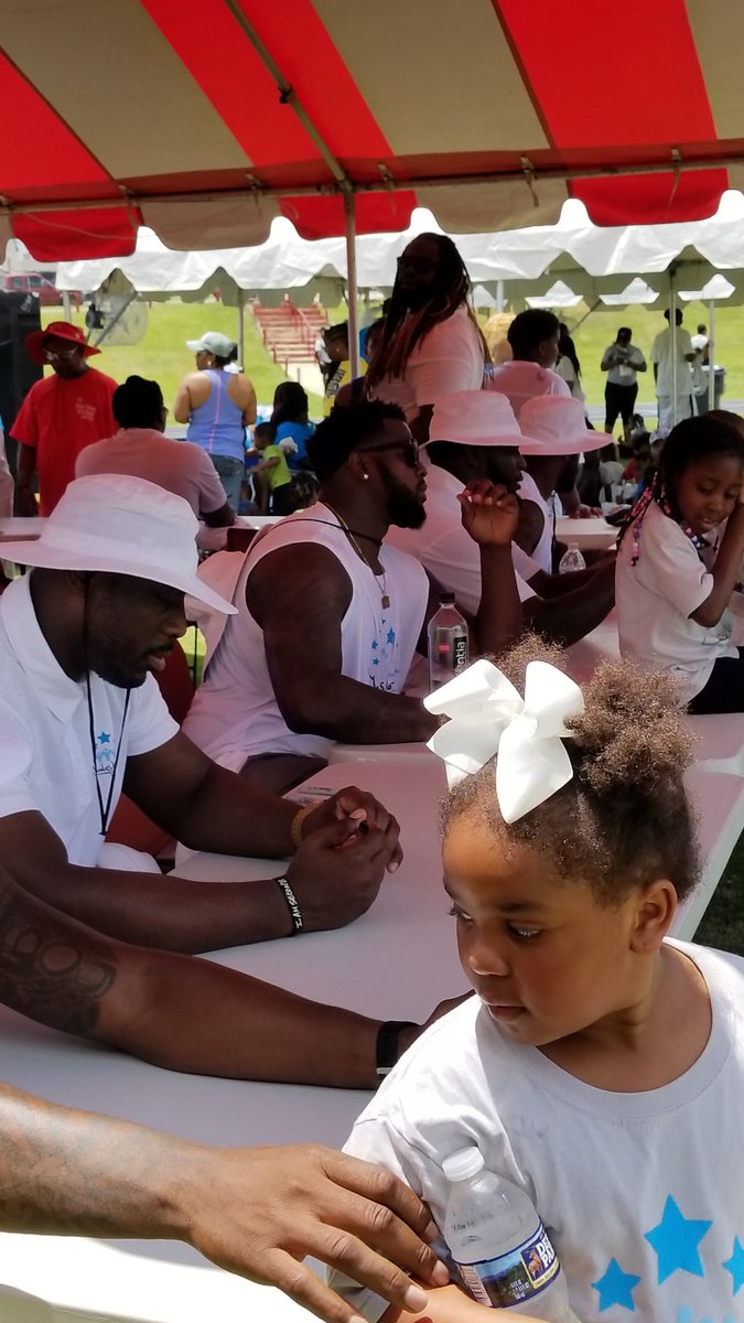 lyto73's tweet photo. Thank you @randywattson @_CJFoundation for having @AtlantaRiot to be a part of your #SportsAcademyWeekend 3 years in a row! #DoYouRiot @roaringriot https://t.co/QJQgWxbzW8