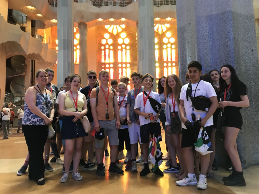 LCS_MFL's tweet photo. What a fabulous first day! Discovering the magic of La Sagrada Familia, and taking in this beautiful city. Students are back in their rooms ready for a good nights rest (hopefully!) #lcsinbarcelona #barcelona #schooltrip https://t.co/wGsxB5Xmy2