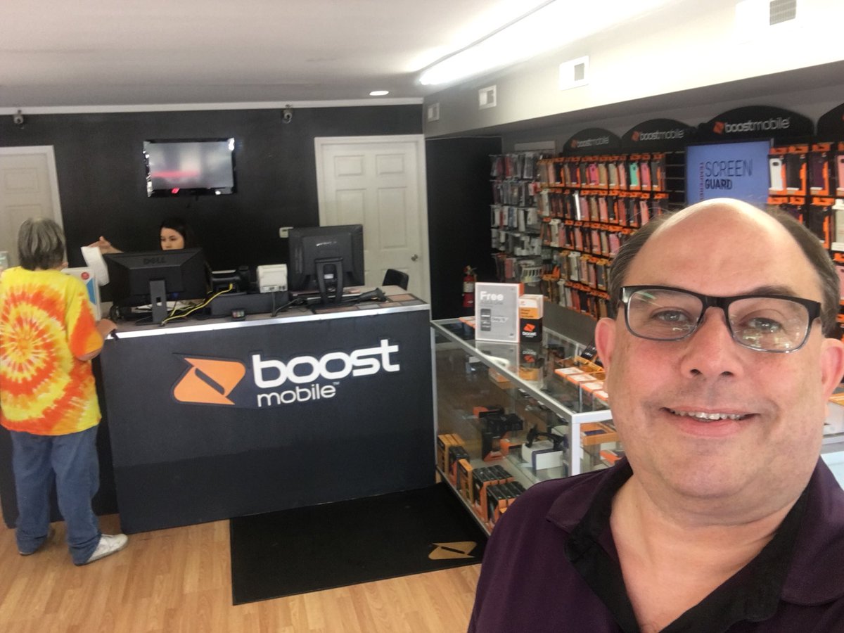 Out and about visiting stores on a huge promo weekend. #BoostNation8M,<a href="/alfred_dahma/">Alfred Dahma</a>