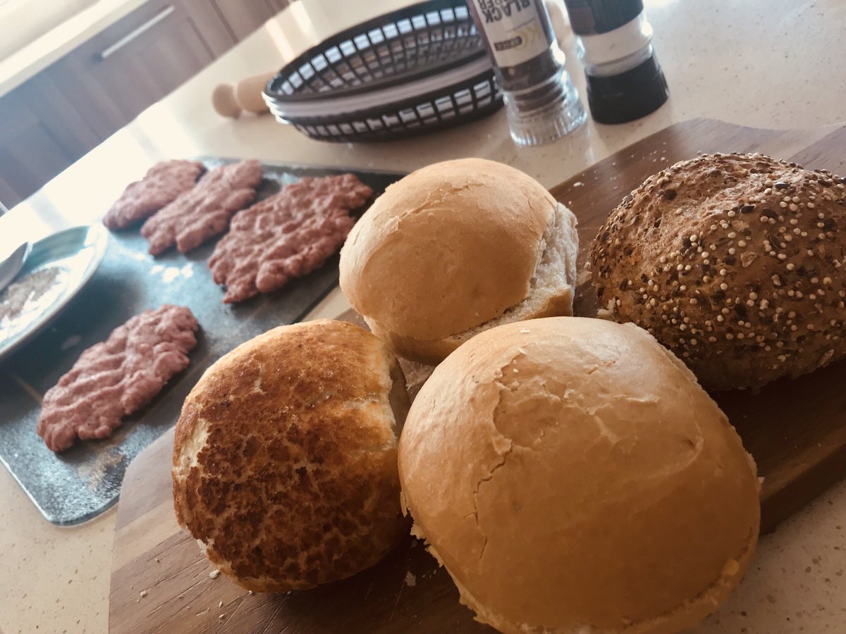 roblkirk's tweet photo. Who needs a Maccy D’s when you have #RubysDiner #homemade #cheeseburger #rubyandpoppy https://t.co/7QU4kYd1nq