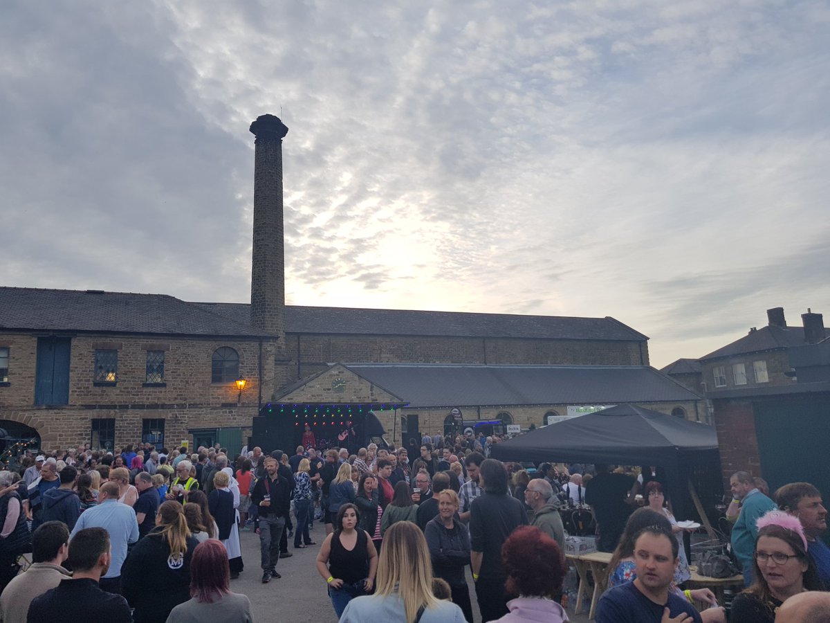 GreatPlace_WE's tweet image. What an amazing atmosphere in @DiscoverElsecar 😀😀 #manengine #wegrateplace