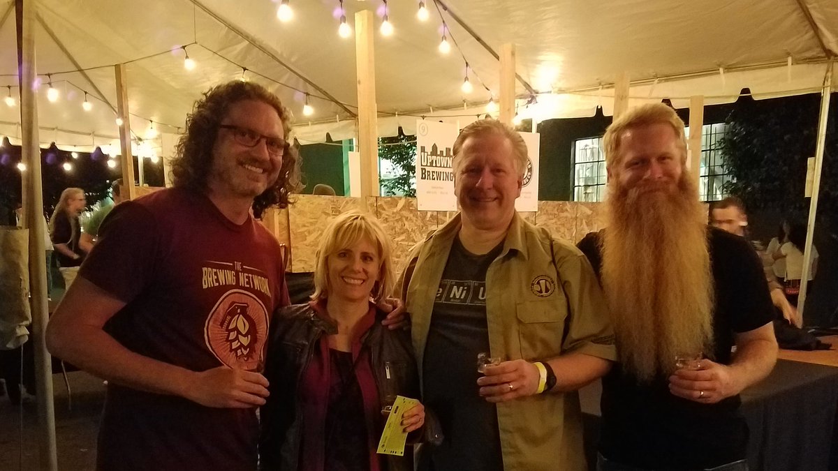 oRon812's tweet photo. Great times celebrating BNA13 @brewingnetwork after #HomebrewCon @cellodius https://t.co/hXOasEr88r