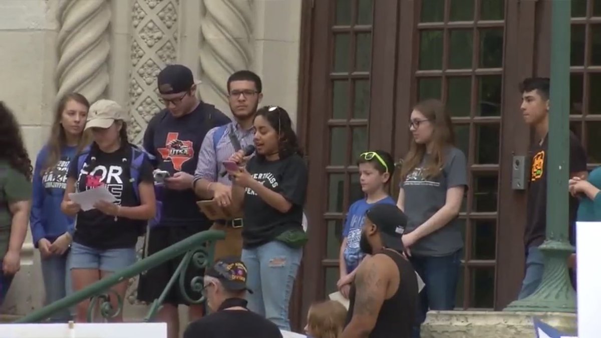 mswalters47's tweet photo. Proud to have been a part of the protest in San Antonio today. https://t.co/ZhRLwxcbYB