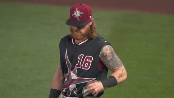 mariners new uniforms