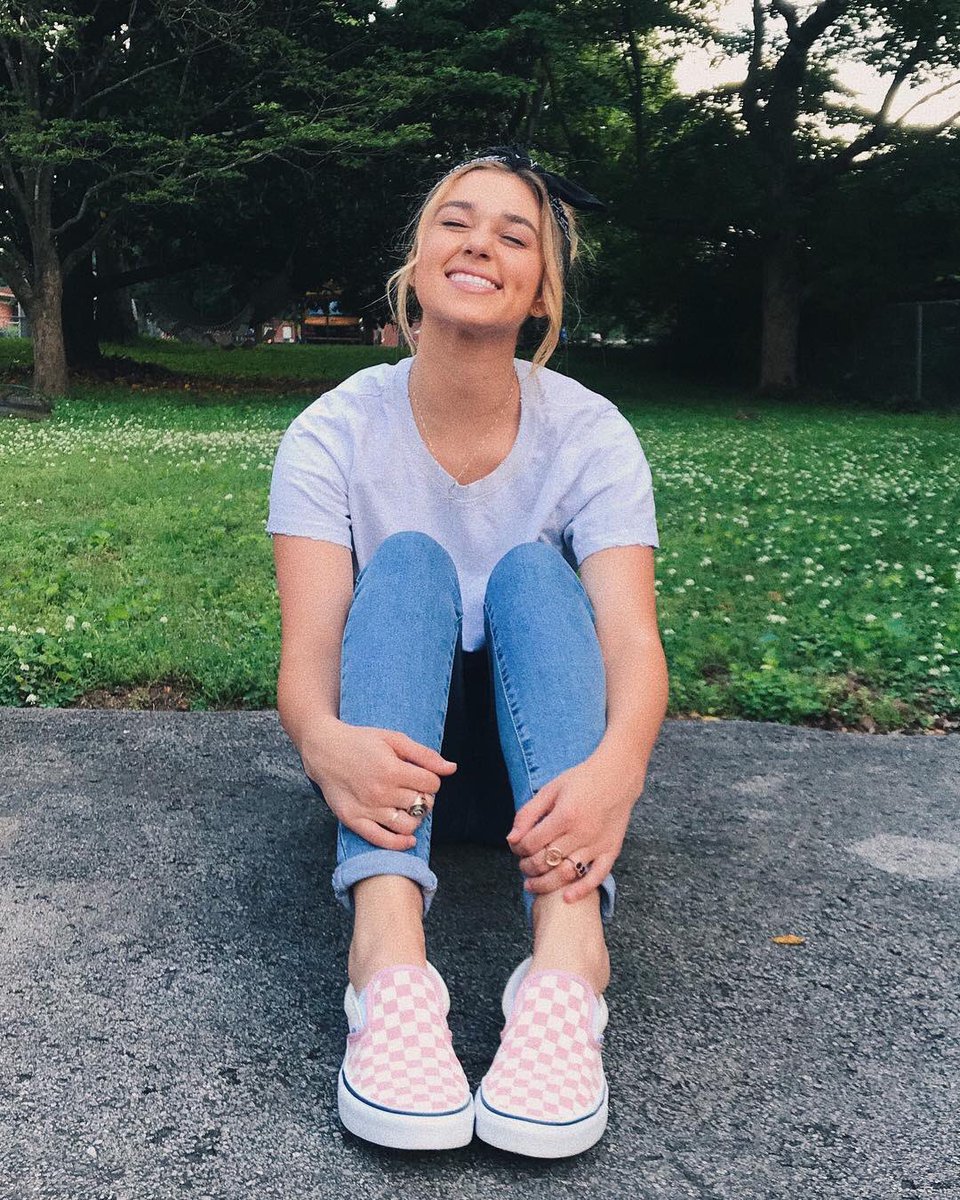 DimplesAndDucks's tweet image. Finally 21!