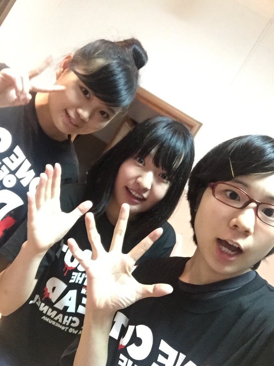 浅森咲希奈 Sakina Asamori No Twitter 映画の日 朝から行列だとtwitterで知りました 本当にありがとうございます シネマロサはまだお席あります 不器用じゃけど まっすぐな私たちに会いに来てください シネマロサも満席にしたい 写真は去年の今ごろ