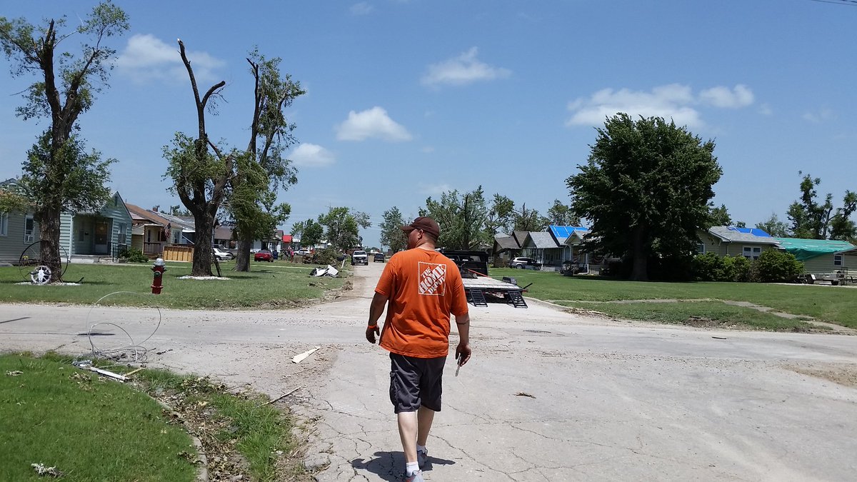 Brad Boyer (@bradboyer11) on Twitter photo We had a great opportunity today to help the community of Eureka clean up after a terrible tornado this week. We donated water, trash bags, and storage totes to help with recovery. Very proud of our team from East Wichita Home Depot! <a href="/TeamDepot/">Team Depot</a> #Eureka <a href="/THDTHEHODGE/">Tim Hodges</a> We had a great opportunity today to help the community of Eureka clean up after a terrible tornado this week. We donated water, trash bags, and storage totes to help with recovery. Very proud of our team from East Wichita Home Depot! <a href="/TeamDepot/">Team Depot</a> #Eureka <a href="/THDTHEHODGE/">Tim Hodges</a>