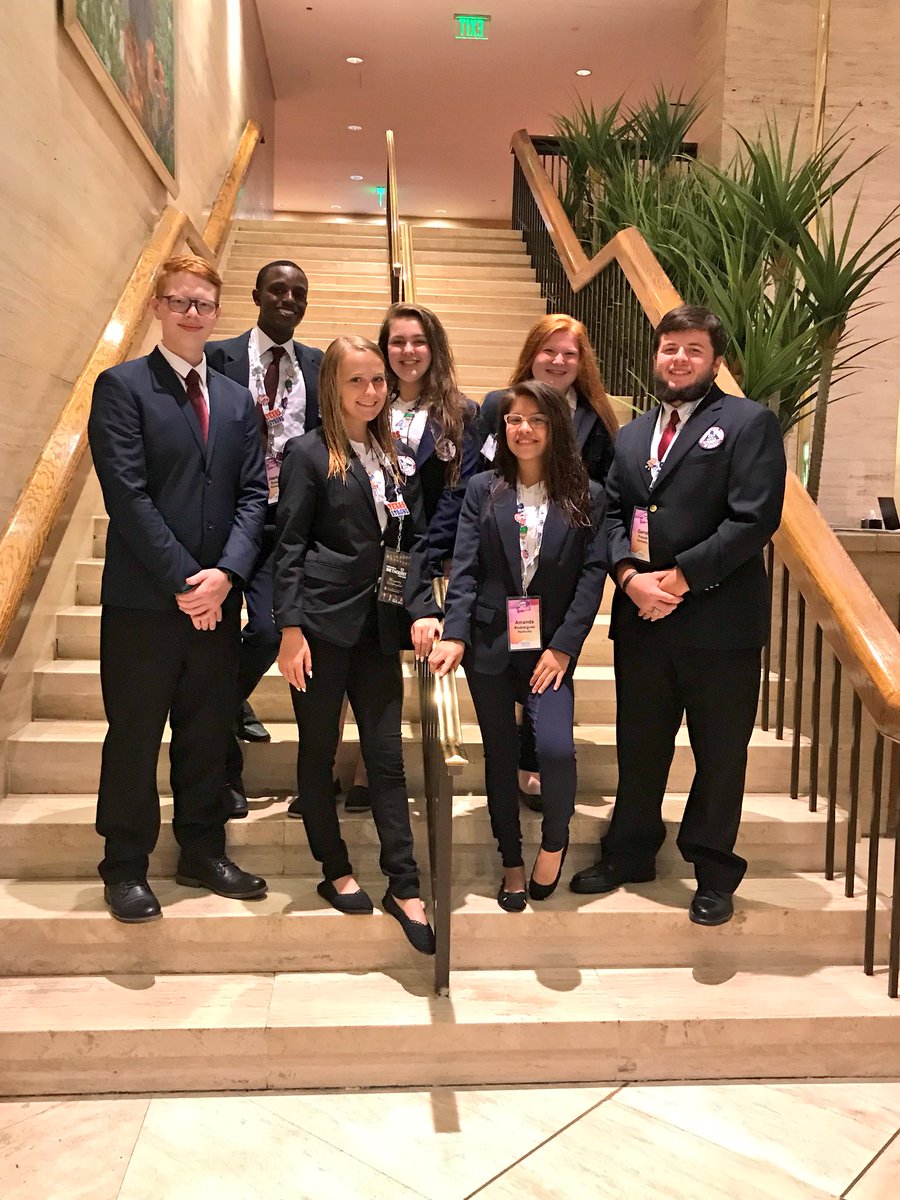 moorehosa's tweet photo. Your 2018 Moore HOSA National Team. We are beyond proud of their hard work and accomplishments this year. It’s been an incredible week and we’ve had so much fun together. Already making plans for next year! #KNOWmoore #MooreHealth @Trainer_Tim91 @MooreCovington https://t.co/PoBzlMil9B