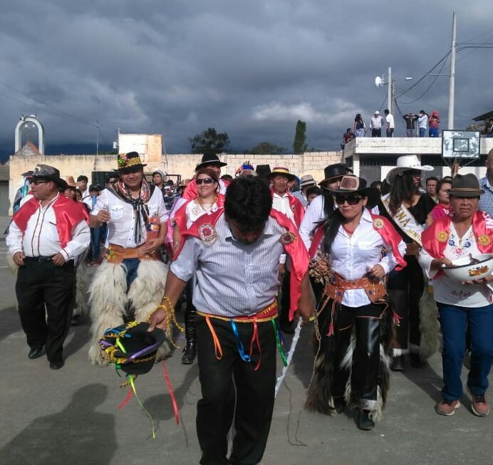 MarisolPenafiel's tweet photo. #IntiRaymi2018 | Junto a la gente del barrio Santo Domingo de #SanAntonio, participamos en la celebración de esta fiesta cultural. https://t.co/LOWRHUSZLf