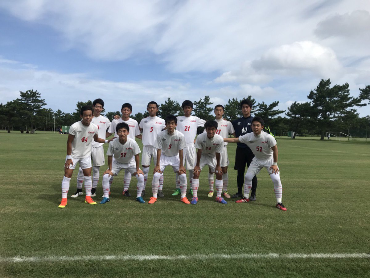 KASHOdBe31o2pef's tweet photo. 【試合結果】
鹿児島県トップリーグ２部
第７節
《７月１日(日)》

VS鹿実２nd
前半０対１
後半３対１
合計３対２

得点者   崎野２   來 https://t.co/PB7oHPDhge