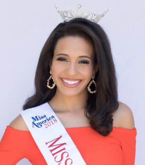 MissWVOrg's tweet photo. Madeline Collins is Miss West Virginia! https://t.co/CLhVZn7jiv