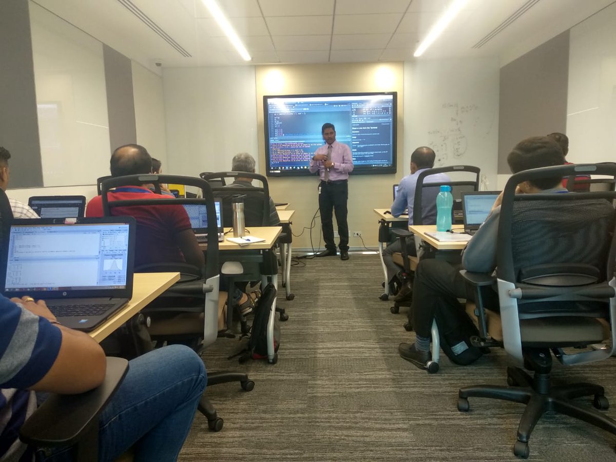 varasprasad's tweet photo. At #Mumbai Training people on #AdvacedAnalytics and #machinelearning using #R.. It was great sharing these concepts with professionals across industries https://t.co/DcYvkpNLmI