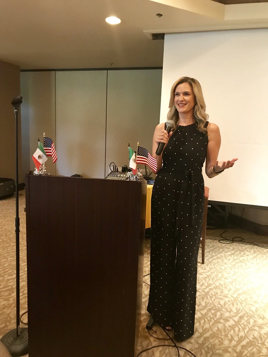 bernal_vane's tweet image. Muy agradecida por la invitación del Dpto. de Educación de Colorado, para participar en la Junta Binacional 2018 como Maestra de Ceremonias. #coloradobinationalmeeting #migranteducationprogram #migranteducation #harvestofhope #breckenridge #colorado #mcee #mistressofceremony