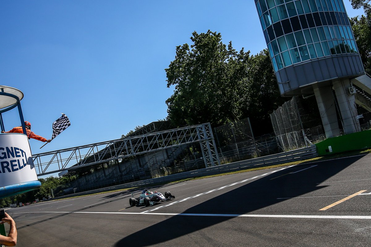 FRNECUP's tweet photo. Where has the weekend gone? We're back in action for the final time @Autodromo_Monza today - here's all the info you need! 🇮🇹
⏱️09:35 - 09:50 (CEST)
🏁14:35 (30 mins + 1 lap)
Head to https://t.co/FnQdJ8RkvM for live timing, with the race LIVE on our Facebook page! #FRNEC https://t.co/09dq9yM0zb
