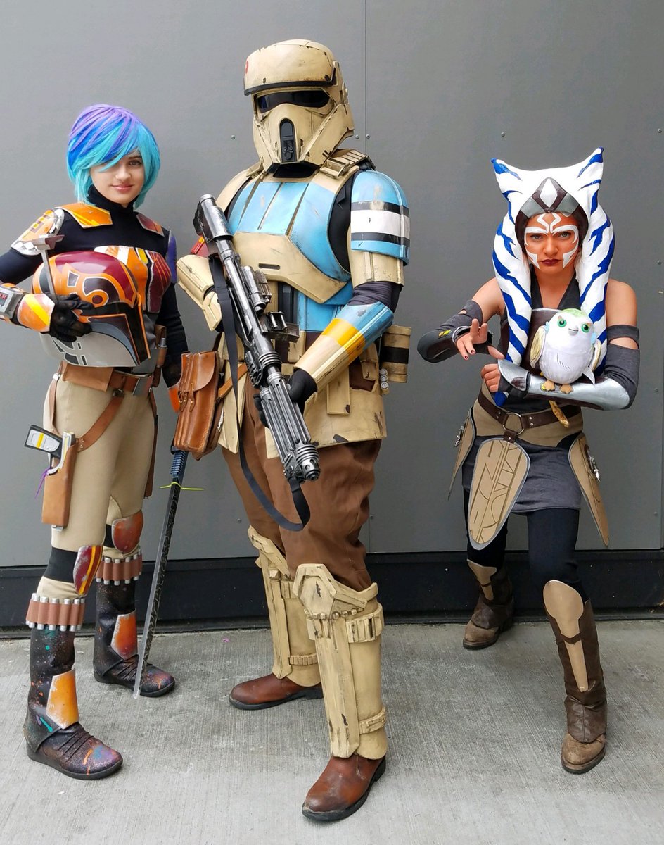 CreativArtMagic's tweet image. We had a great event today with @GarrisonTitan and @rebellegion  #AlphaBase at the Washington Toy and Geek Fest @toyandgeekfest! 
 It will be a day long remembered...
#starwarscosplay #toyandgeekfest #starwarsrebels #sabinewrencosplay #sabinewren #ahsokatano #starwars  #comiccon