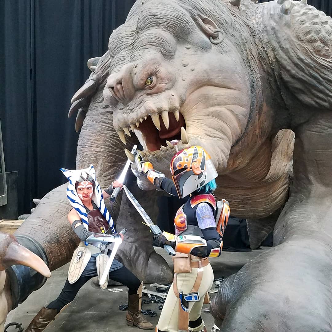 CreativArtMagic's tweet image. We had a great event today with @GarrisonTitan and @rebellegion  #AlphaBase at the Washington Toy and Geek Fest @toyandgeekfest! 
 It will be a day long remembered...
#starwarscosplay #toyandgeekfest #starwarsrebels #sabinewrencosplay #sabinewren #ahsokatano #starwars  #comiccon