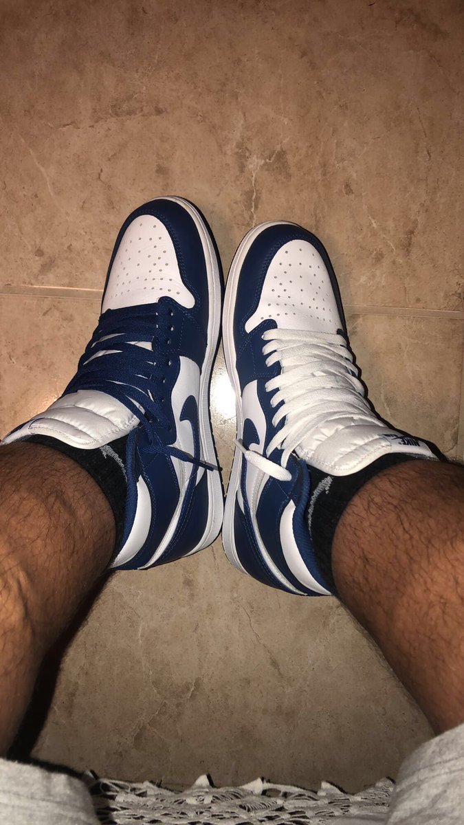 Alilakhani23's tweet image. Blue Laces, White Laces or Both?🤔 #LateNightPickUps #NewPickUps