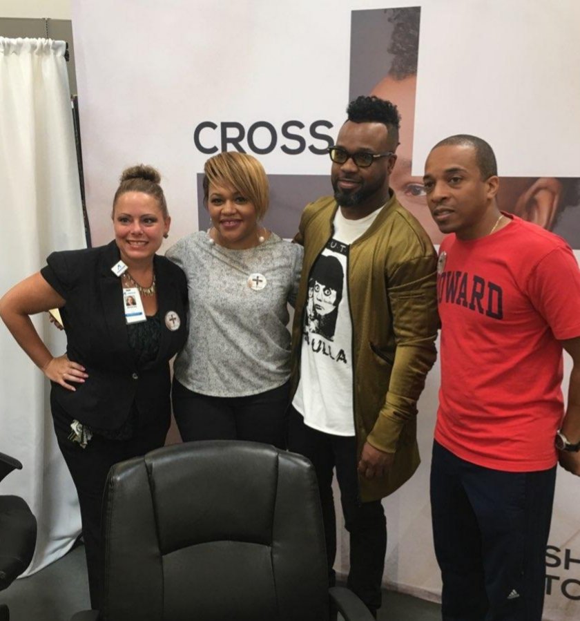 KatherineJnine's tweet photo. #Walmart 2818 was absolutely amazing for @vashawnmitchell #CrossMusic EP ..Meet and Greet. Thanx to all that came out! We had a great time! #teamvman #kaijainetwork Shout out to #eventsbythomas for going beyond oir expectations 💕👍 https://t.co/HbQY7quPsA