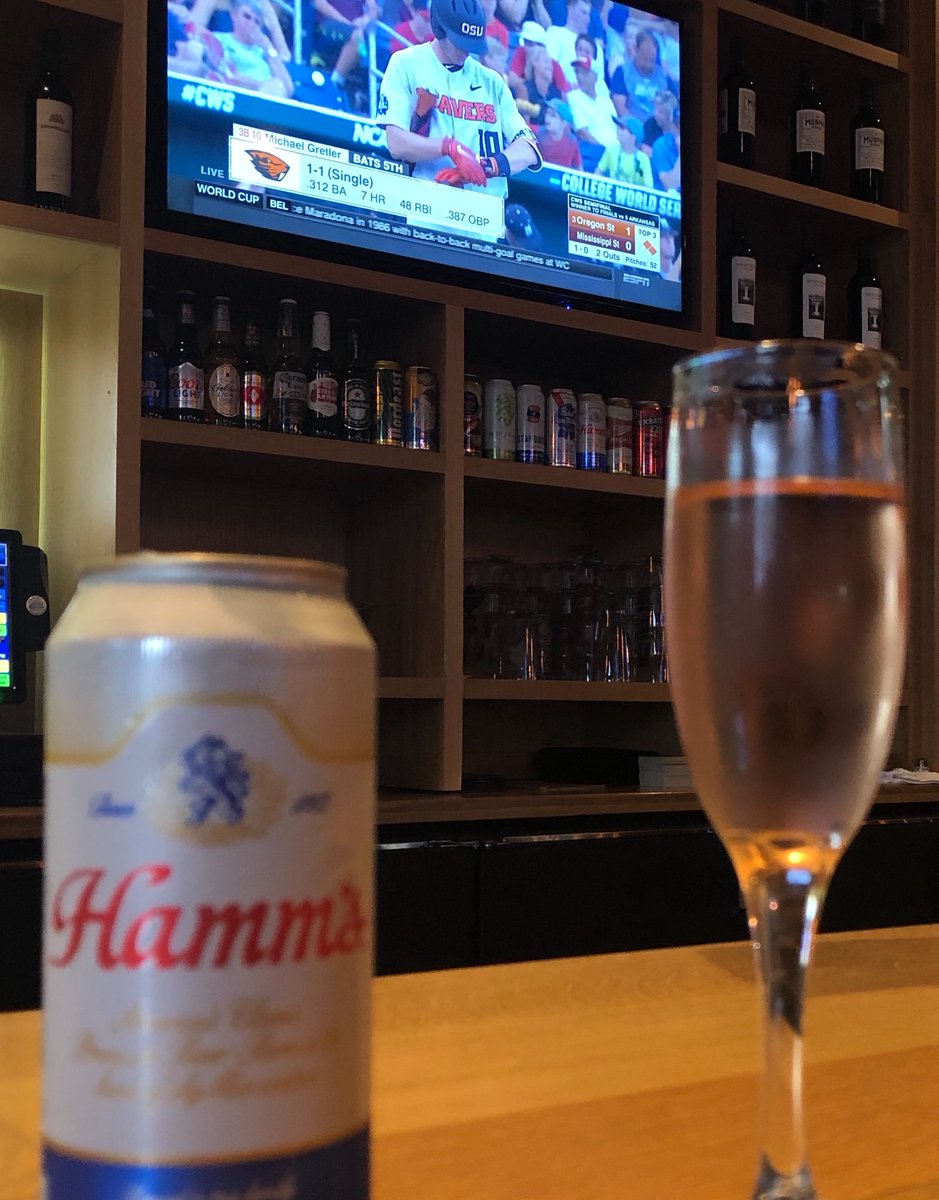 STUDwithaT's tweet photo. Beaver Fever in Minneapolis! Thanks @harrietsinn for turning on the game. @NCAACWS @BeaverBaseball #CWS2018 https://t.co/eVCXUMT0be