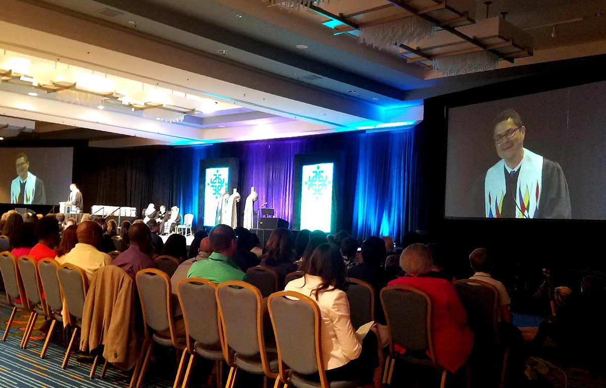 LizVerHage's tweet image. Rev Curtis Ivanoff, Who am I to be sent? The God of all of these ancestors in our church family, this God is the One who called me. And called you. The shortest distance between two people is a story. So we take on each other's stories #eccgather #prophetic #NativeVoice #WeSeeYou