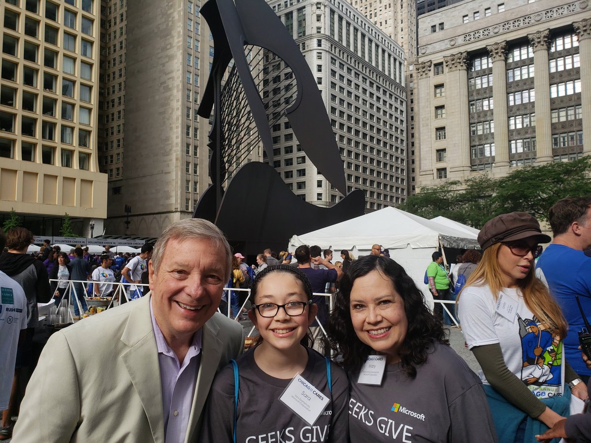 Delighted to see <a href="/MyersJenne/">Jenne Myers</a> and <a href="/SenatorDurbin/">Senator Dick Durbin</a> @ChicagoCares #Serveathon2018! Thank you <a href="/MSFTChicago/">Microsoft Chicago</a> volunteers for your service today! <a href="/AdamHecktman/">Adam Hecktman</a> <a href="/shelleystern/">shelley stern grach</a> <a href="/msphilanthropic/">MSFT Philanthropies</a>