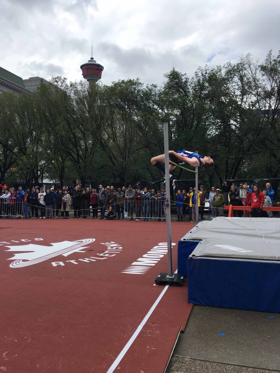 athleticsab's tweet photo. Mike Mason #Olympian at the #TrackTakeoverYYC for the Men’s #Highjump @downtowncalgary https://t.co/y36XjJnwSO