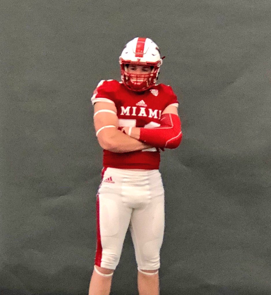 RichieHagarty's tweet photo. Blessed to be committed to Miami University 🔴🏈 #Redhawks19 https://t.co/UrbTYPJciC