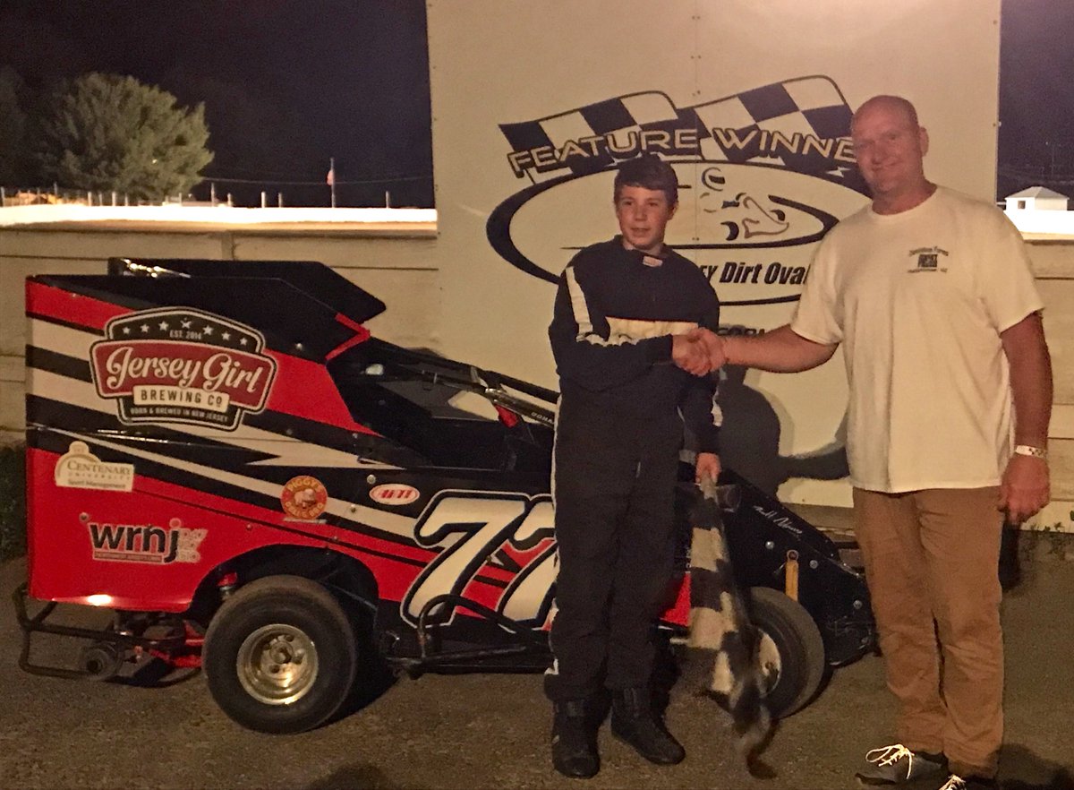 DFRacing78_77's tweet photo. 1st place for #77 last night in the Allstars Slingshot feature at #OaklandValleySpeedway - Congratulations Jasper! #slingshotsaturdays #dirttrackNY https://t.co/KCKloGYygb