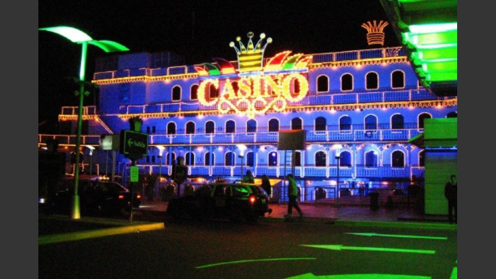ProfsDeCasinos's tweet photo. Casinos argentinos mejoran económicamente https://t.co/OQQMyk2lRx https://t.co/iVn1CKardY