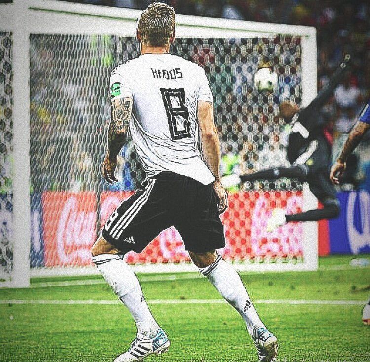 Toni Kroos has been wearing the same make of boots since he left Bayern - adidas Adipure 11pro 2013/2014.

adidas have ceased the production of those models, but the Real Madrid midfielder has convinced them to make special editions.

He's been doing bits in them ever since.