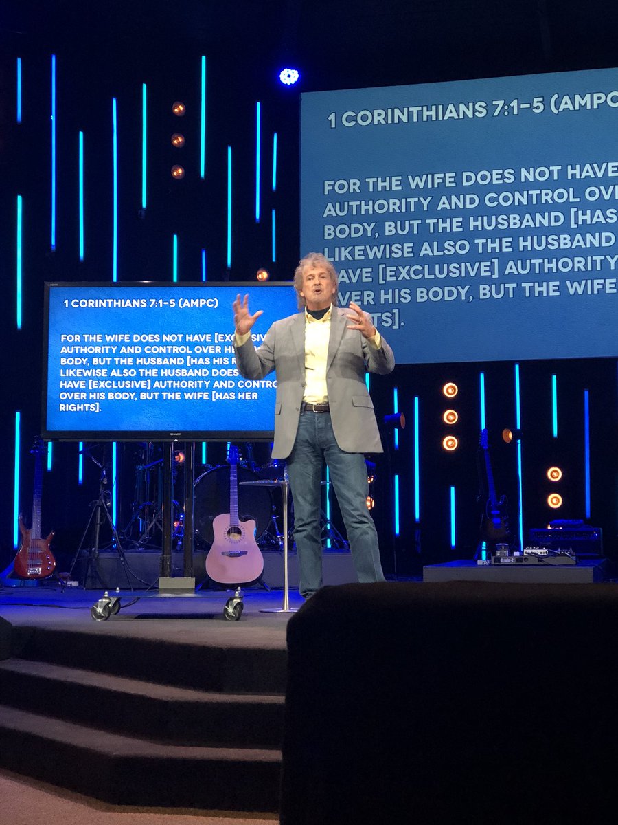 theMrsStacy's tweet photo. This message is getting good!!!! If you missed our 4:30 service we have a 6:30 service tonight and a 10 am service tomorrow here @VLChurch Sherman https://t.co/nVfzs9bR63