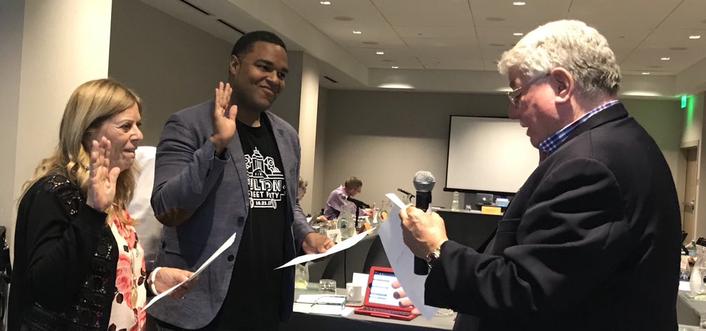 IamEricPayne's tweet image. I’m Officially Sworn In as the Youngest Elected Member of the @ccleague Board Of Directors and I’m ready to get to work on behalf of all 114 California Community Colleges #HigherEdPolicy