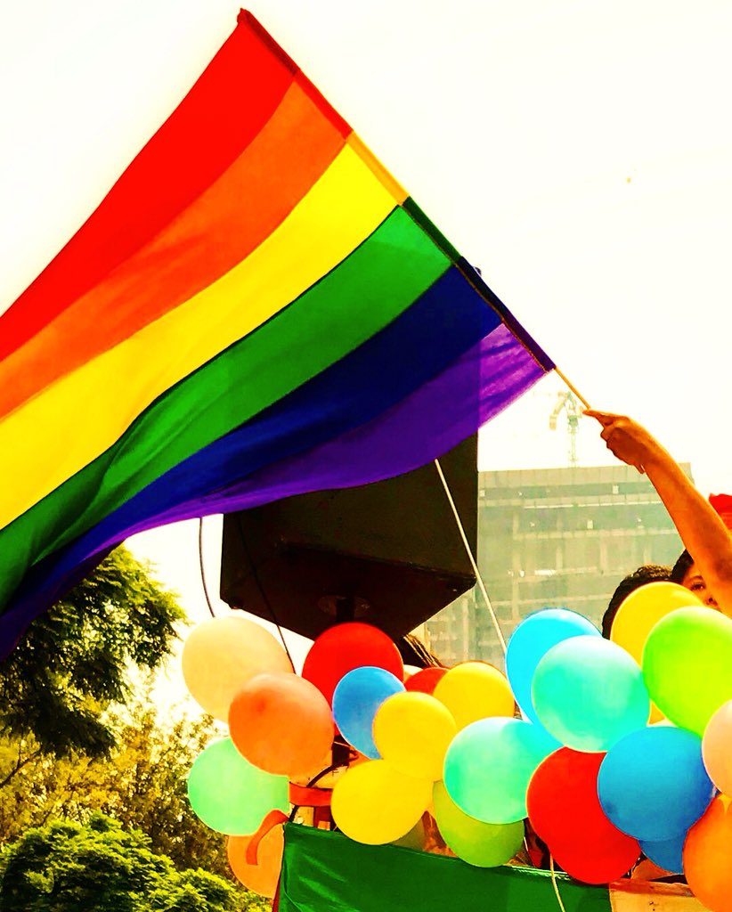 Ana_Torroja's tweet photo. Qué bellos son los colores del amor, el respeto, la tolerancia, la solidaridad, la generosidad. Qué bella es la diversidad. 🌈
#Pride #pride2018 #loveislove #PrideMex https://t.co/5im5l7l0yO