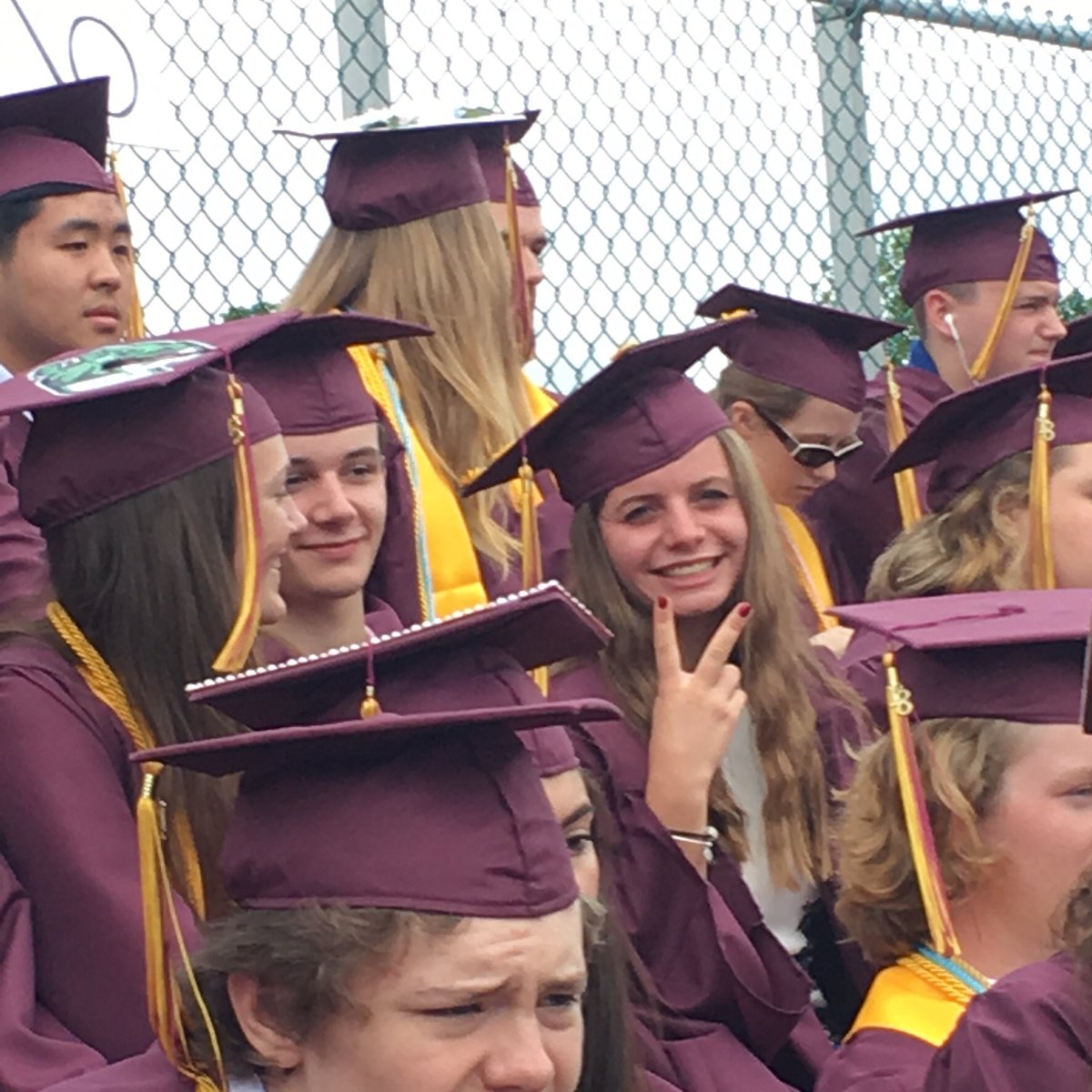 Miss/Coach Murphy 👩🏼🏫 🏃🏼♀️🔬 tweet media