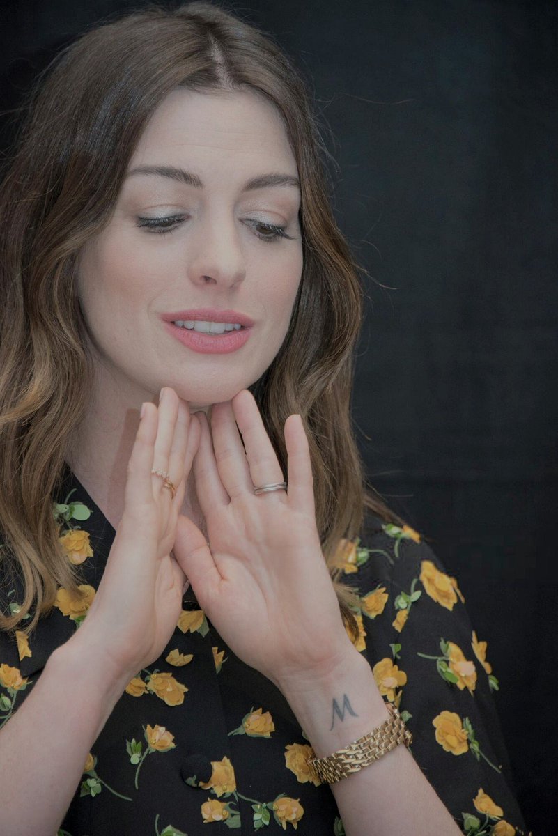 Anne Hathaway Tattoo Teravista
