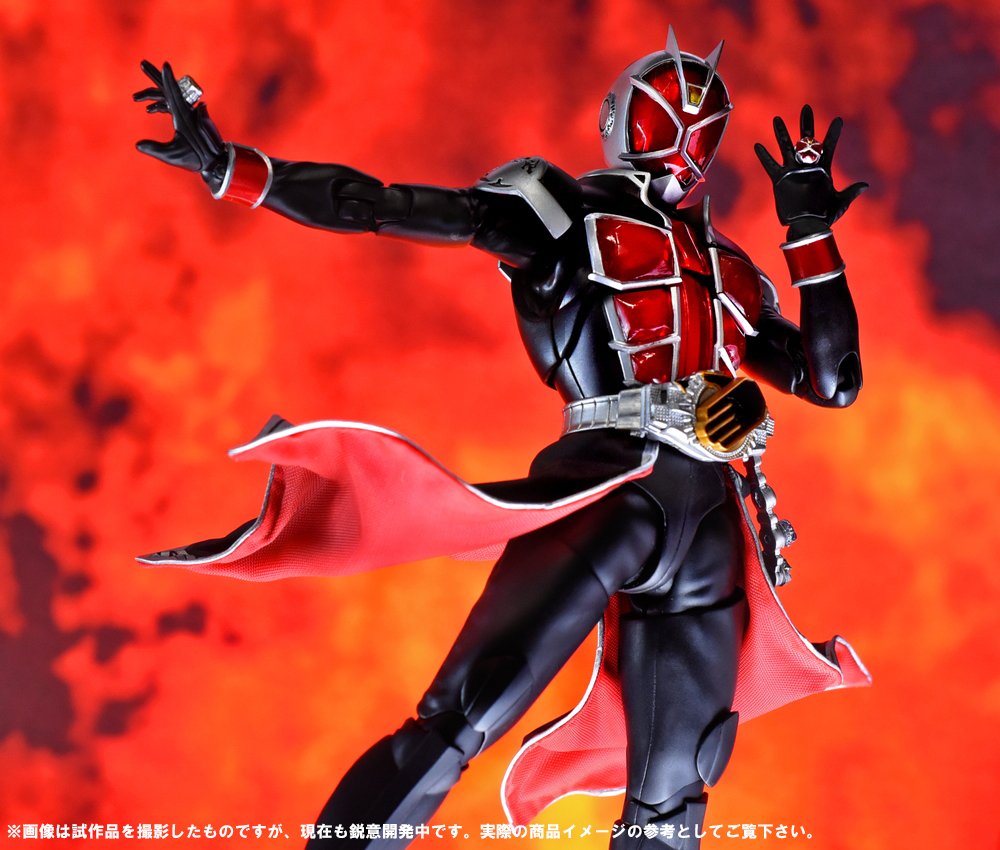 仮面ライダーウィザード フレイムスタイル　真骨彫 S.H.Figuarts（真骨彫製法） 仮面ライダーウィザード フレイムスタイル