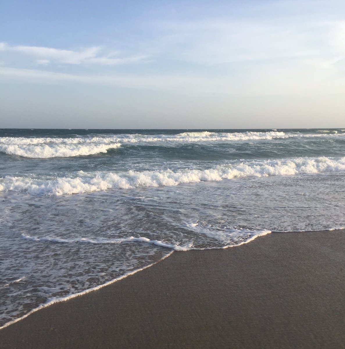 melissamoo94's tweet photo. ⛰➡️🏖 

From the valley to the shore. Time to get away for a couple days! https://t.co/25uf2BBDll