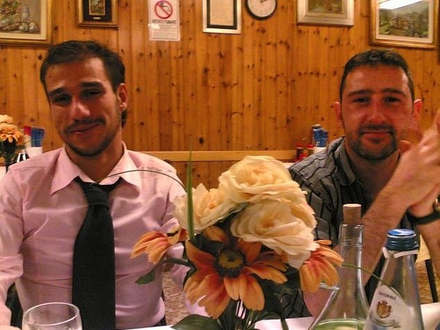 JoelSepelJOELSE's tweet photo. Aways great friends as much as two brothers🕺🏽🕺. #Alpha #Scorpio #28yearsold #28Age #moreorless28 #LikeBrothers #liketwobrothers #attherestaurant #joelse #JoelSepel #JoeleSepel #Singer #crumblenot #performer #Italians🇮🇹 #boywithabigdick #HYBRIDVOICE🎤 #Chanteur🎙#28años #TOP https://t.co/7fN0iR0KFe