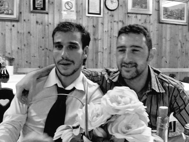 JoelSepelJOELSE's tweet photo. Aways great friends as much as two brothers🕺🏽🕺. #Alpha #Scorpio #28yearsold #28Age #moreorless28 #LikeBrothers #liketwobrothers #attherestaurant #joelse #JoelSepel #JoeleSepel #Singer #crumblenot #performer #Italians🇮🇹 #boywithabigdick #HYBRIDVOICE🎤 #Chanteur🎙#28años #TOP https://t.co/7fN0iR0KFe