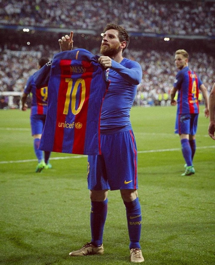 Happy birthday to the greatest of all times Lionel Messi  