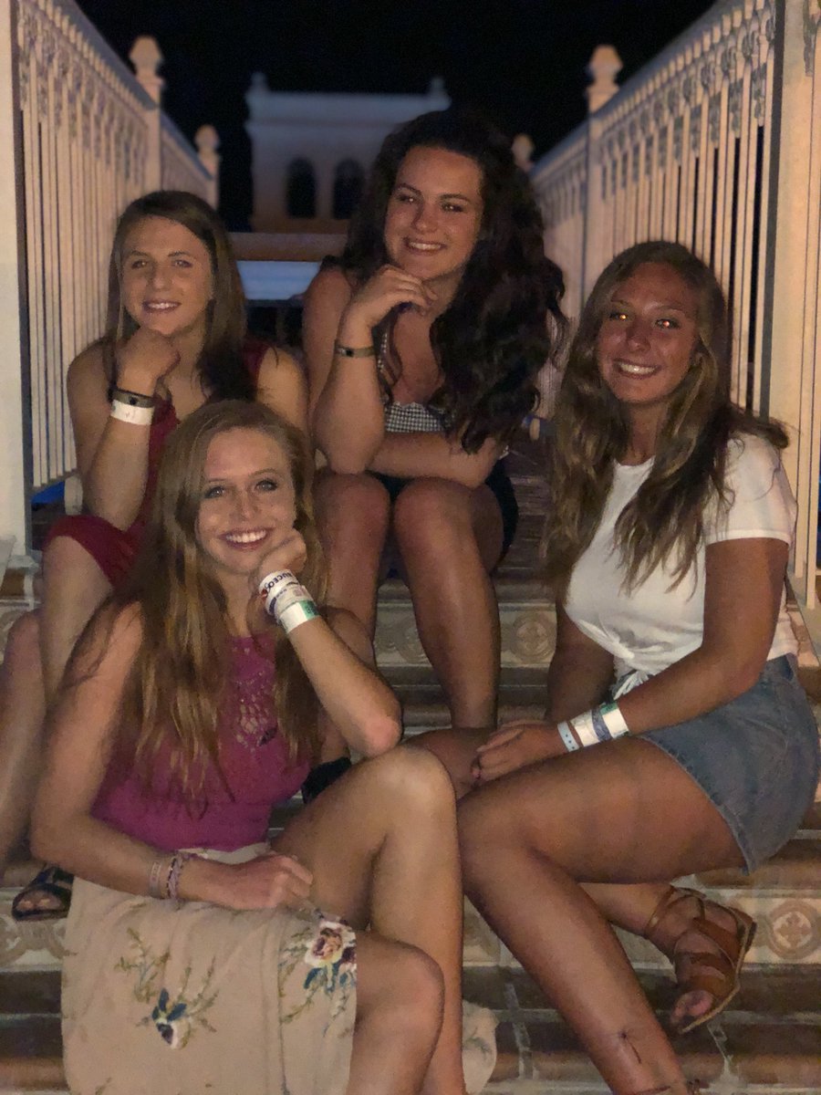 abby_ryan17's tweet photo. Happy Birthday Cutie !!! Love ya and hope you’re having the best day :-) let’s hang soon !! https://t.co/JAgYBWiQCf