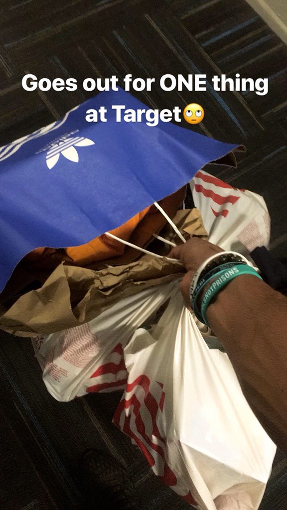 PatsOnYaBack's tweet photo. I just went out for body wash. Then I figured I should finally get a real bathroom mat (real niggas use towels), then i got some workout clothes, then I blacked out. I came to in a Chipotle with 4 Target bags and some shoes from Adidas. Target is a black hole #TheTargetEffect https://t.co/MTvqaTNtrd