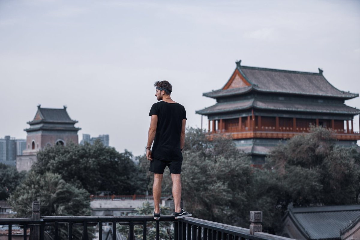 VisitBeijingcn's tweet photo. Travel influencer @samkolder made his first trip to Beijing as our Great Wall Hero, and checked all these Chinese wonders off the bucket list in #GWH2 !
Sponsored by @airchina https://t.co/zl2rO9FAiL