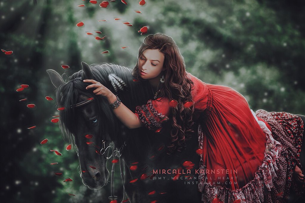 papermacheskies's tweet photo. • •⚜️•⚜️• • mircalla karnstein • forgive me, I haven’t made horse related artwork in roughly 2 years now! So I’m a little rusty to say the least, still here’s something a little different for #Carmilla or should I say #Mircalla(!) @natvanlis @carmillaseries #Creampuffs https://t.co/oYJLne2GlY